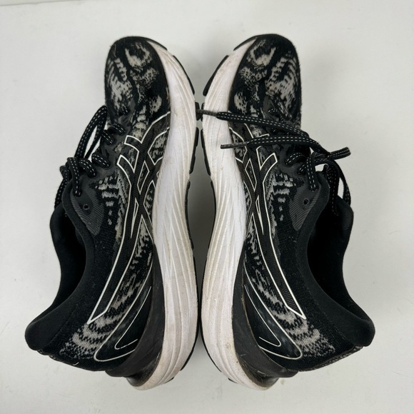 Asics Black & White Gel Cumulus Athletic Running Shoes Active - Picture 2 of 7